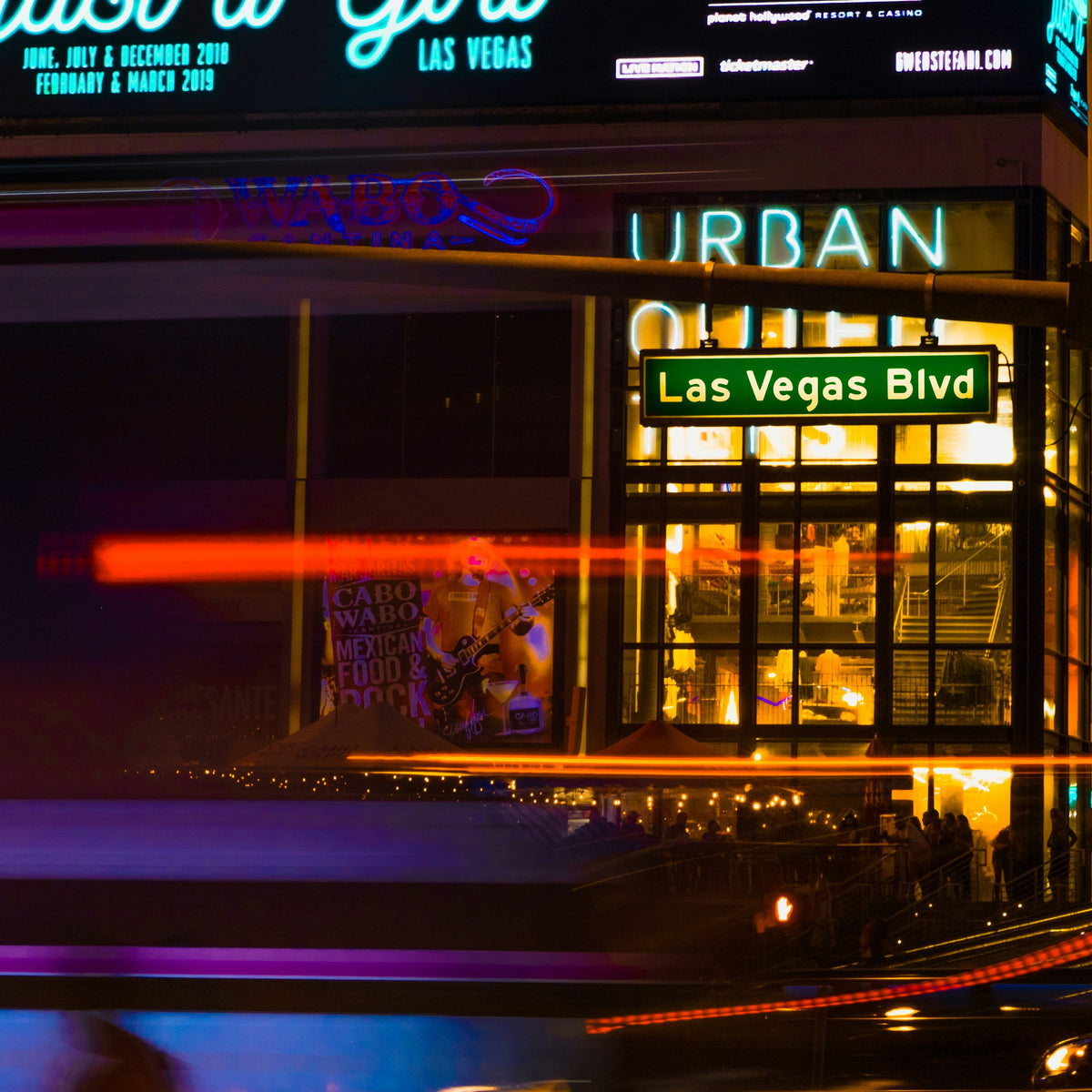 Cybertruck Explosion Rocks Las Vegas Strip, Authorities Rule Out Furth ...