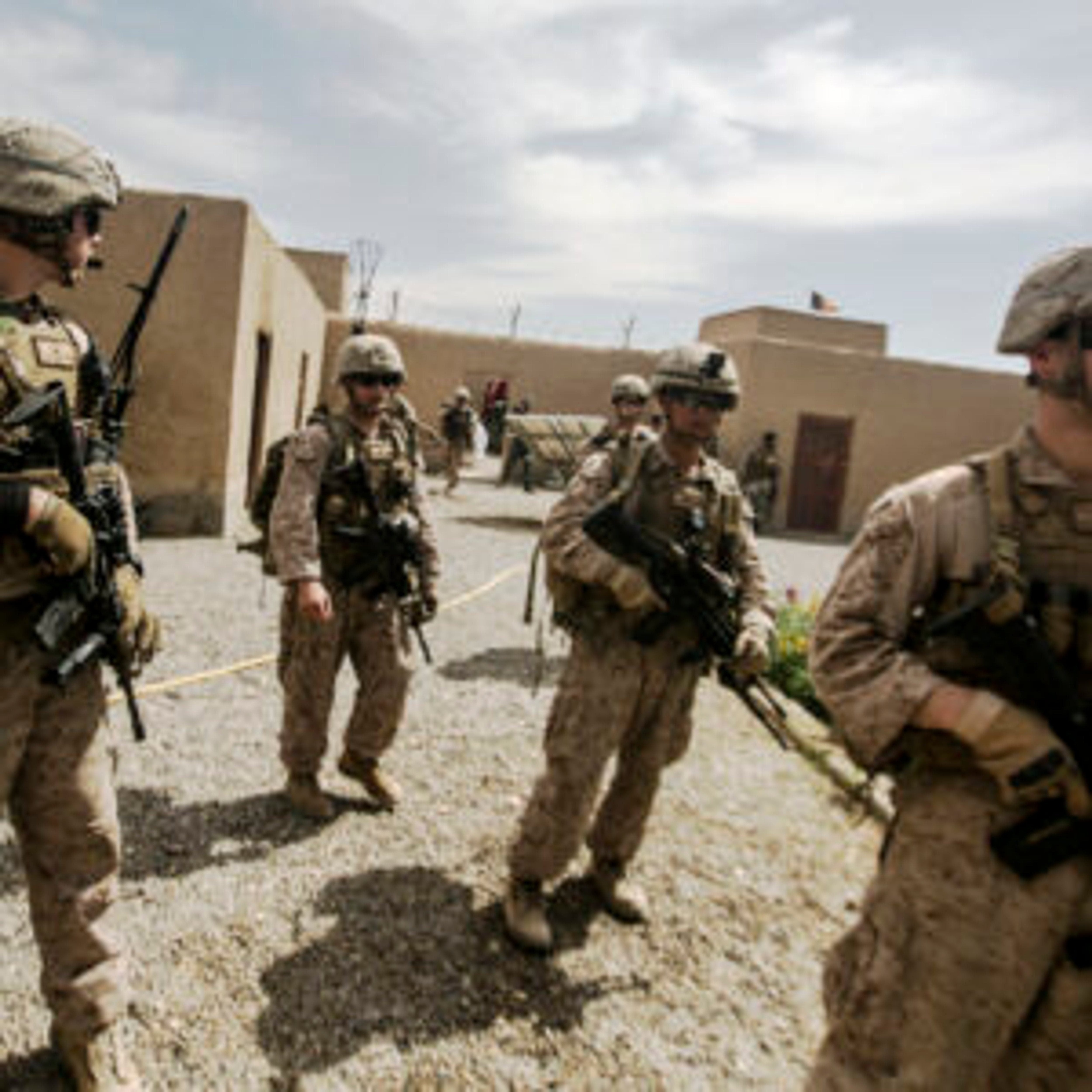 Pentagon: 3000 troops en route to Kabul