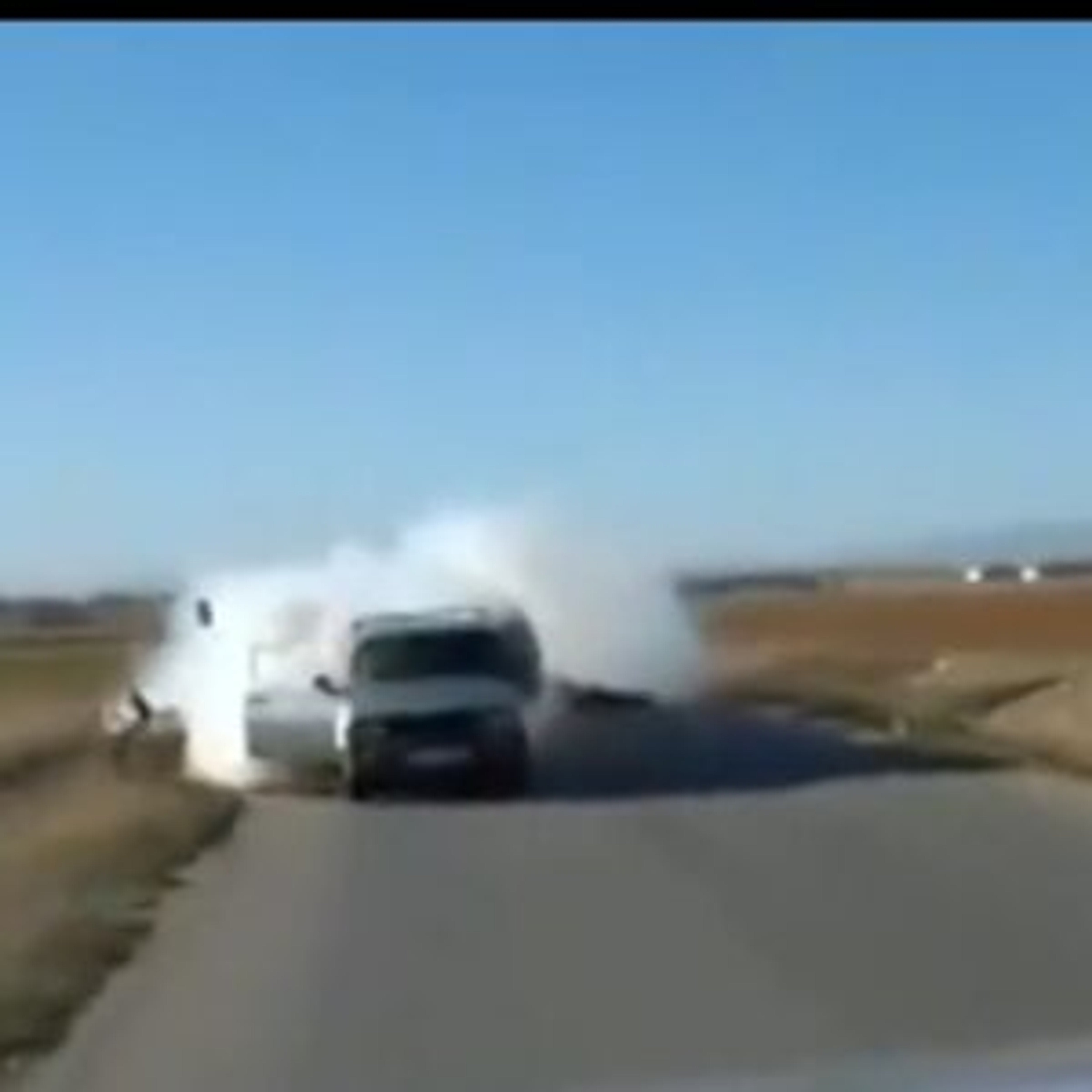 Video: Wedding pyrotechnic goes wrong