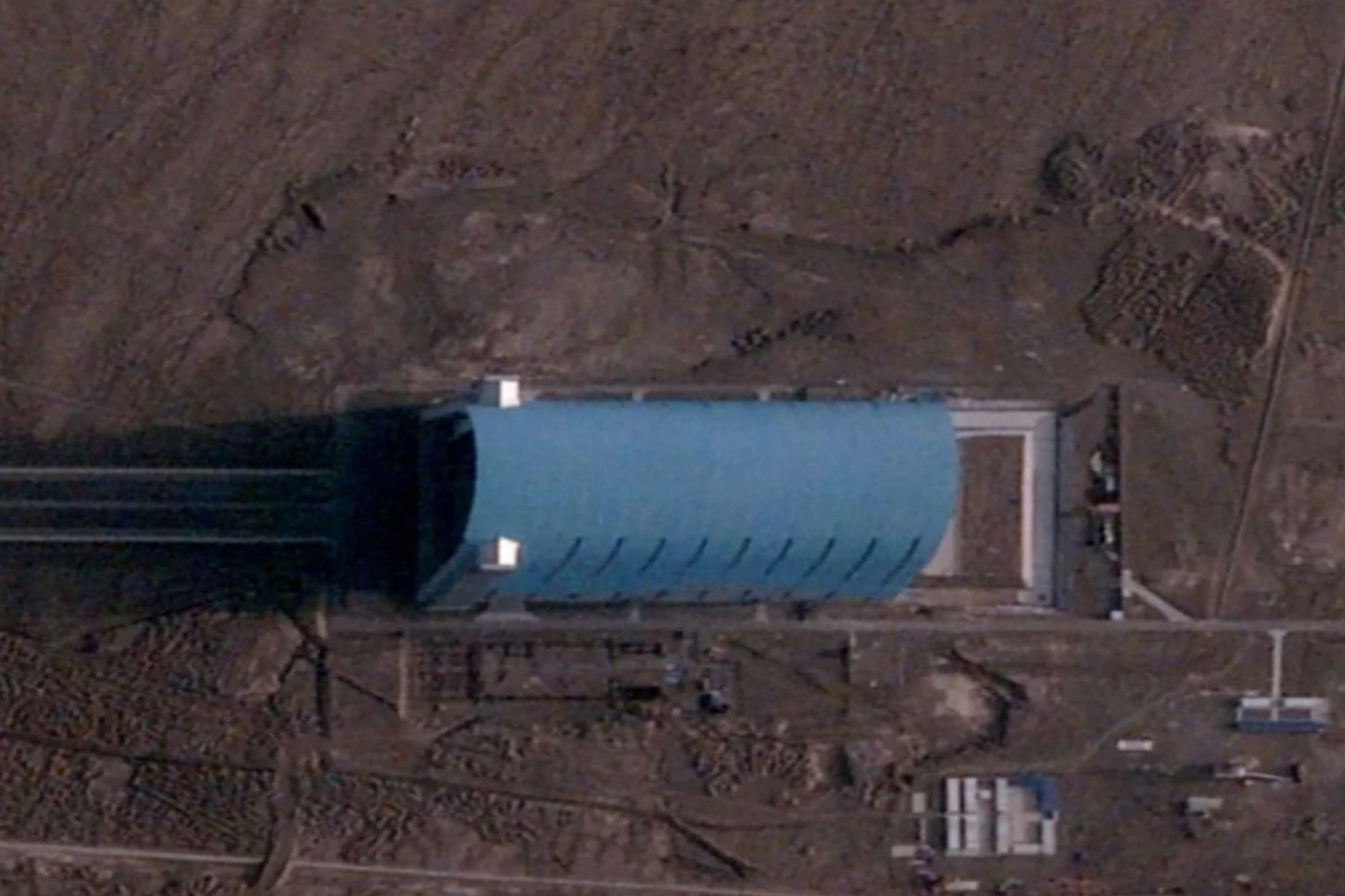 Satellite imagery reveals secret Chinese military blimp