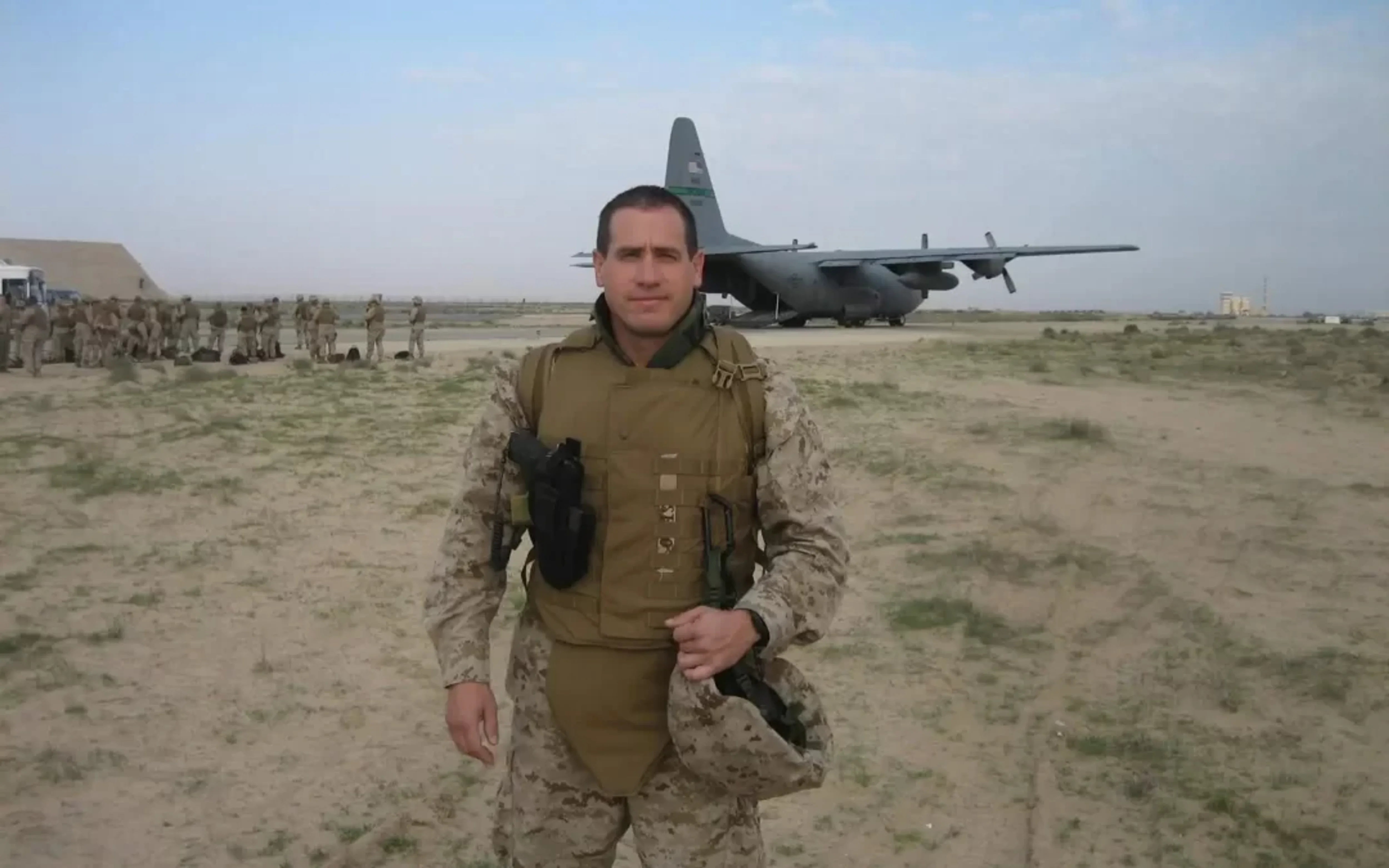 Navy surgeon invents life saving device for abdominal wounds