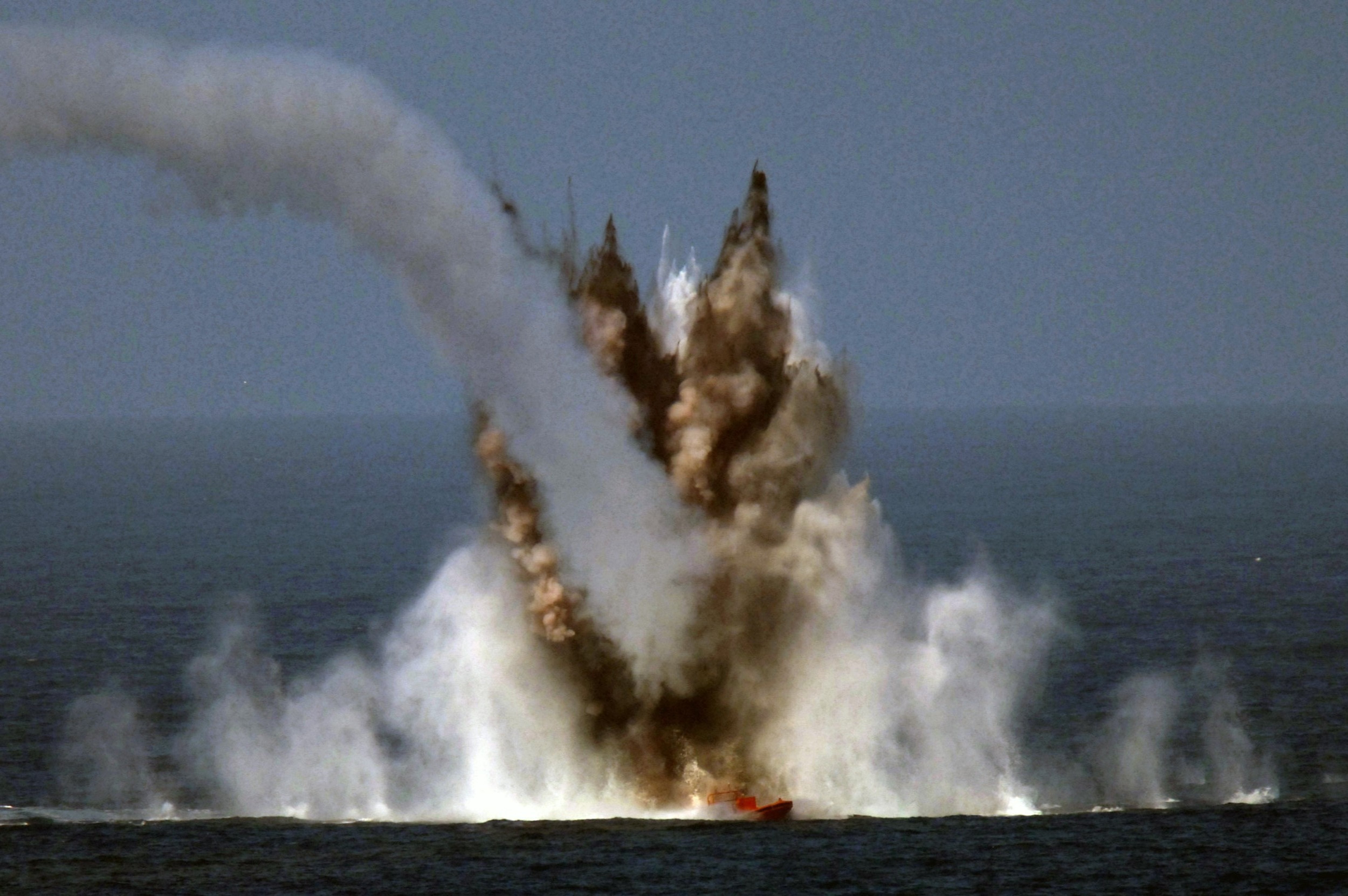 North Korea launches new missile, rekindles nuke concerns