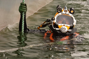 U.S. Navy Lowers Standards, Offers $115k to Meet Recruitment Goals