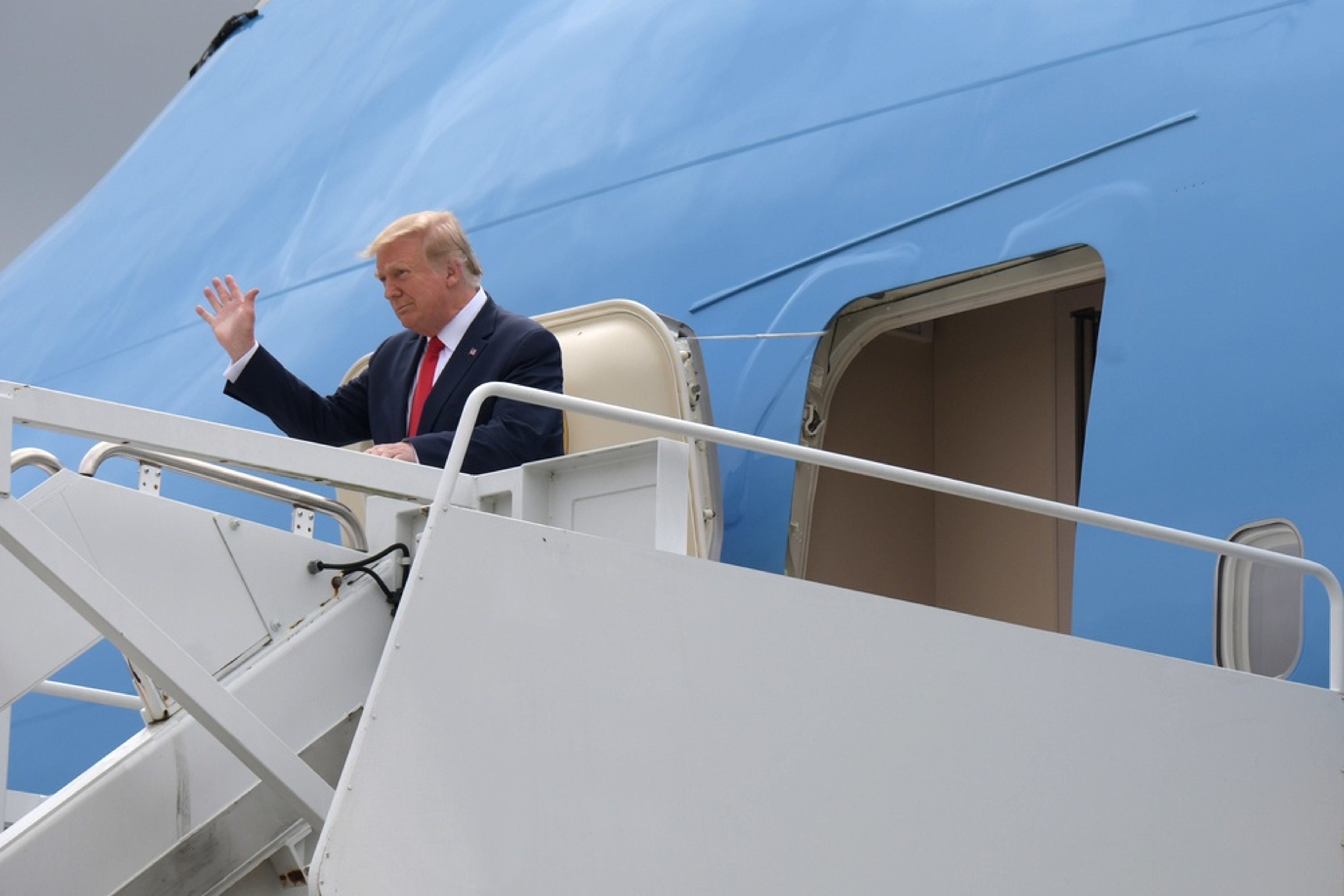 Trump’s Return to White House Expected to Bring Sweeping Changes to Military Policy and Domestic Security