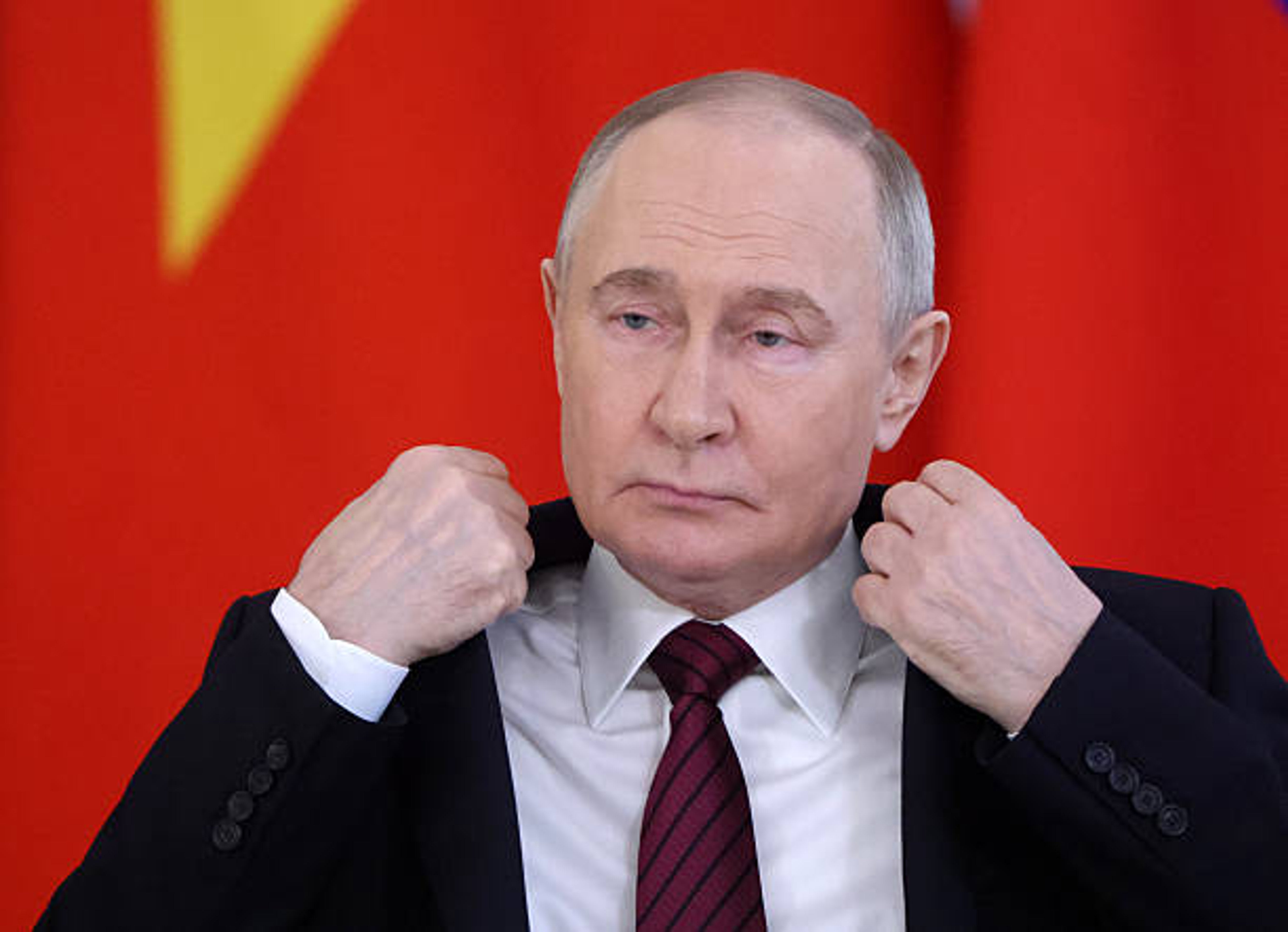 U.S. Senators Warn Putin Preparing New Offensive, Urge Swift Sanctions Before Peace Talks