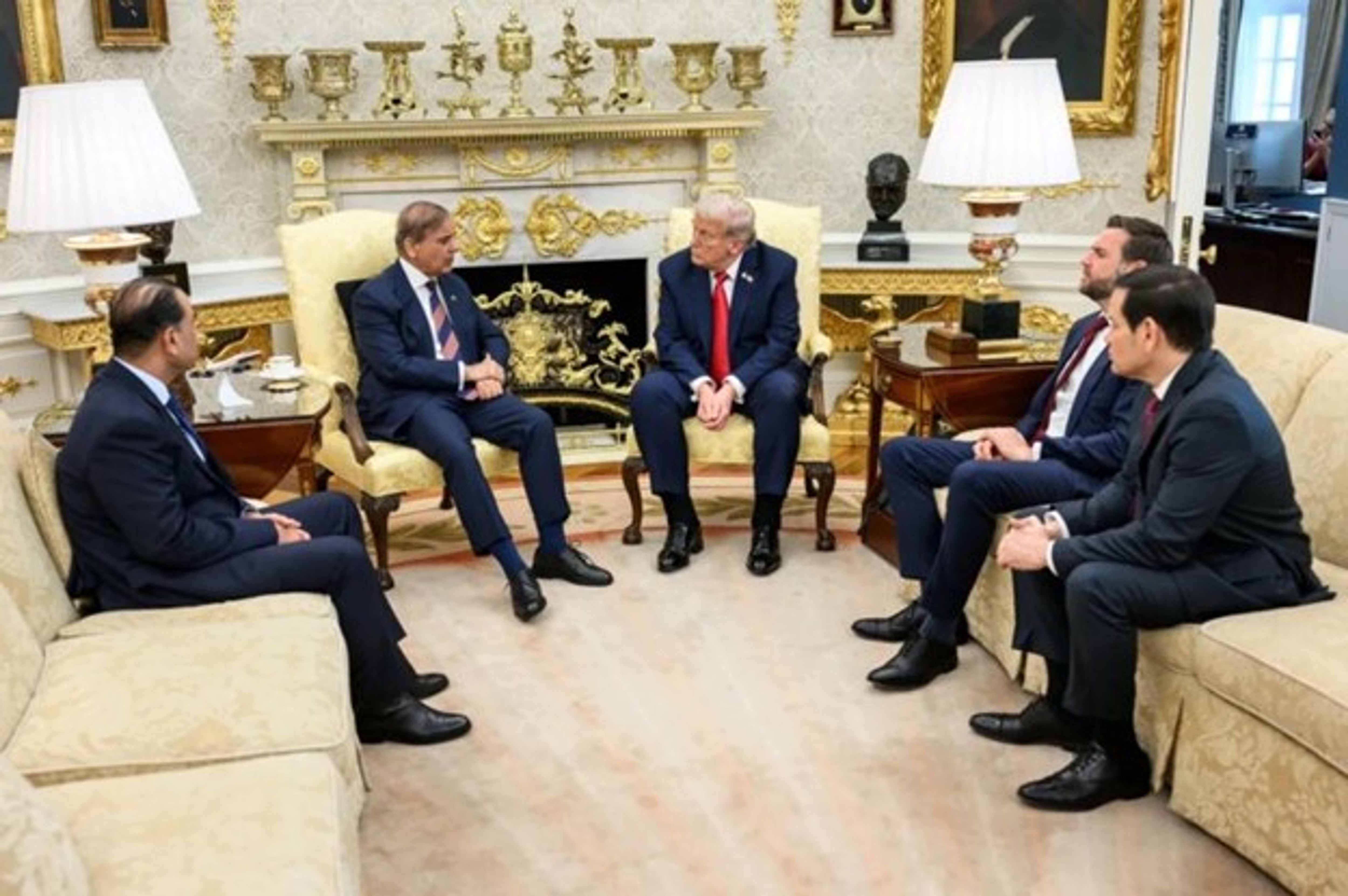 Pakistan Offers to Host U.S - Iran Peace Talks Amid Escalating Gulf Conflict