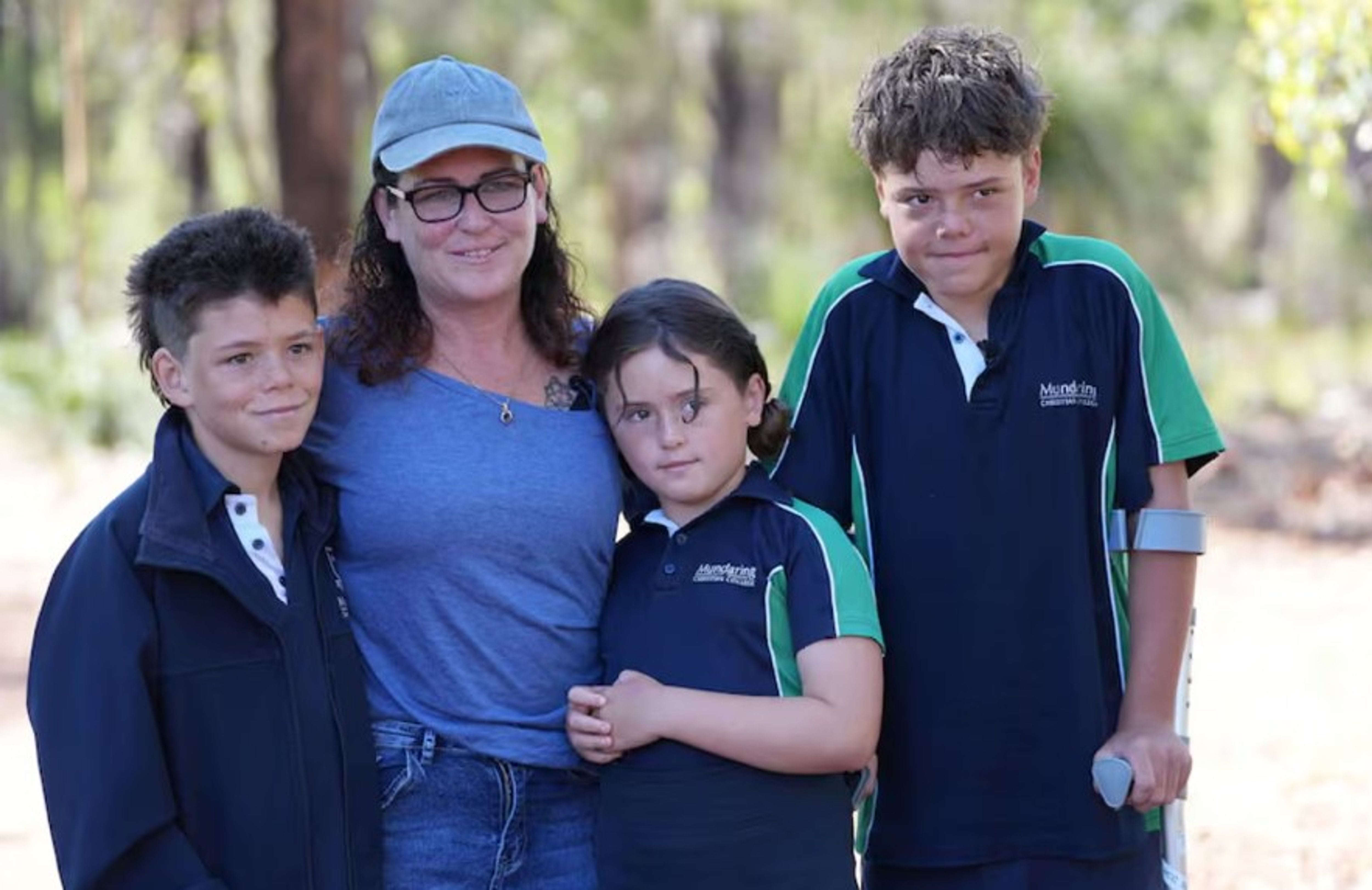 Teen Swims 4km to Save Family at Sea