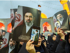 Iran Vows to Keep Hormuz Closed as War Escalates