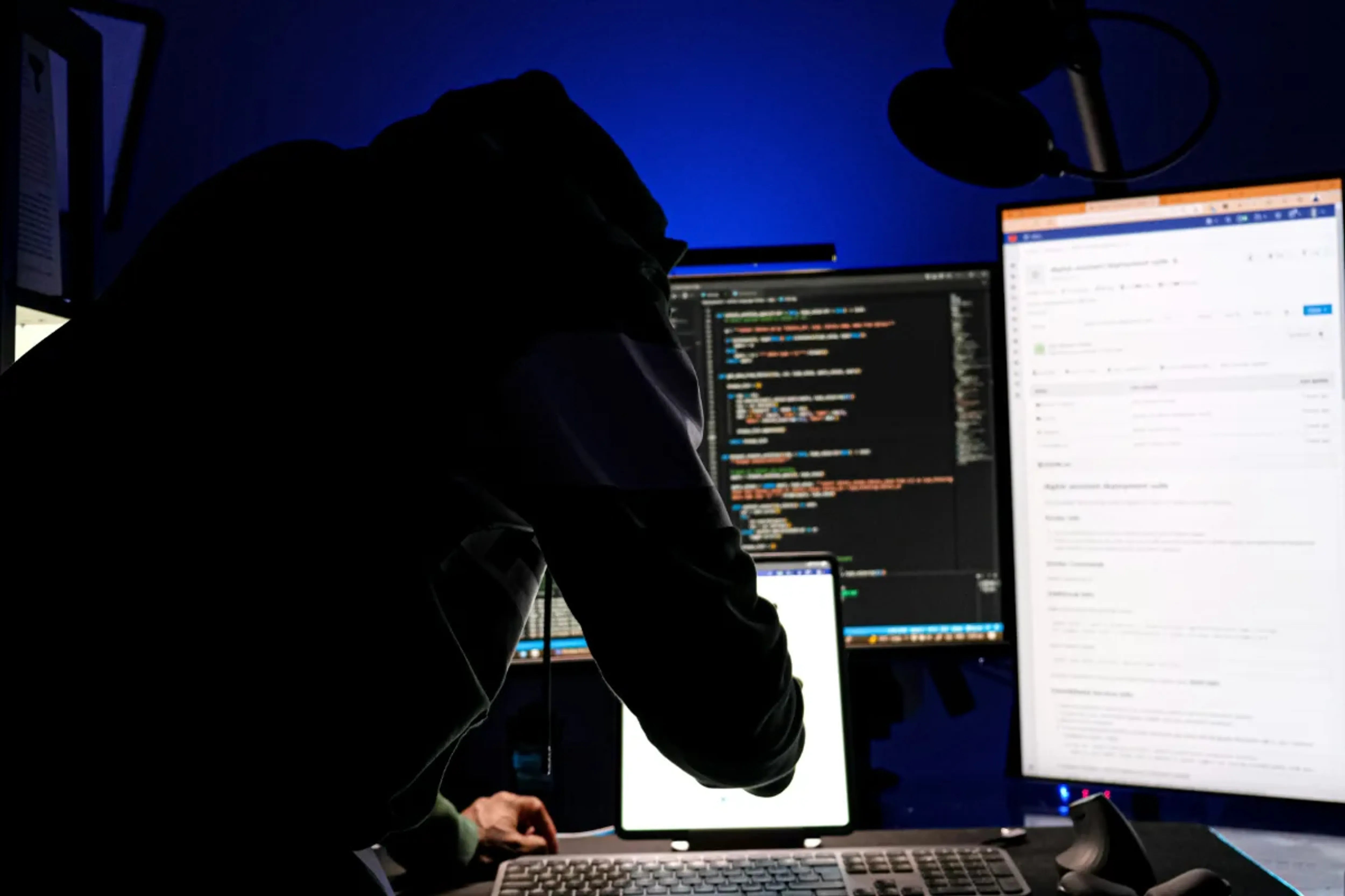 Iran Allegedly Tracked U.S. Troops Phones During Middle East Conflict