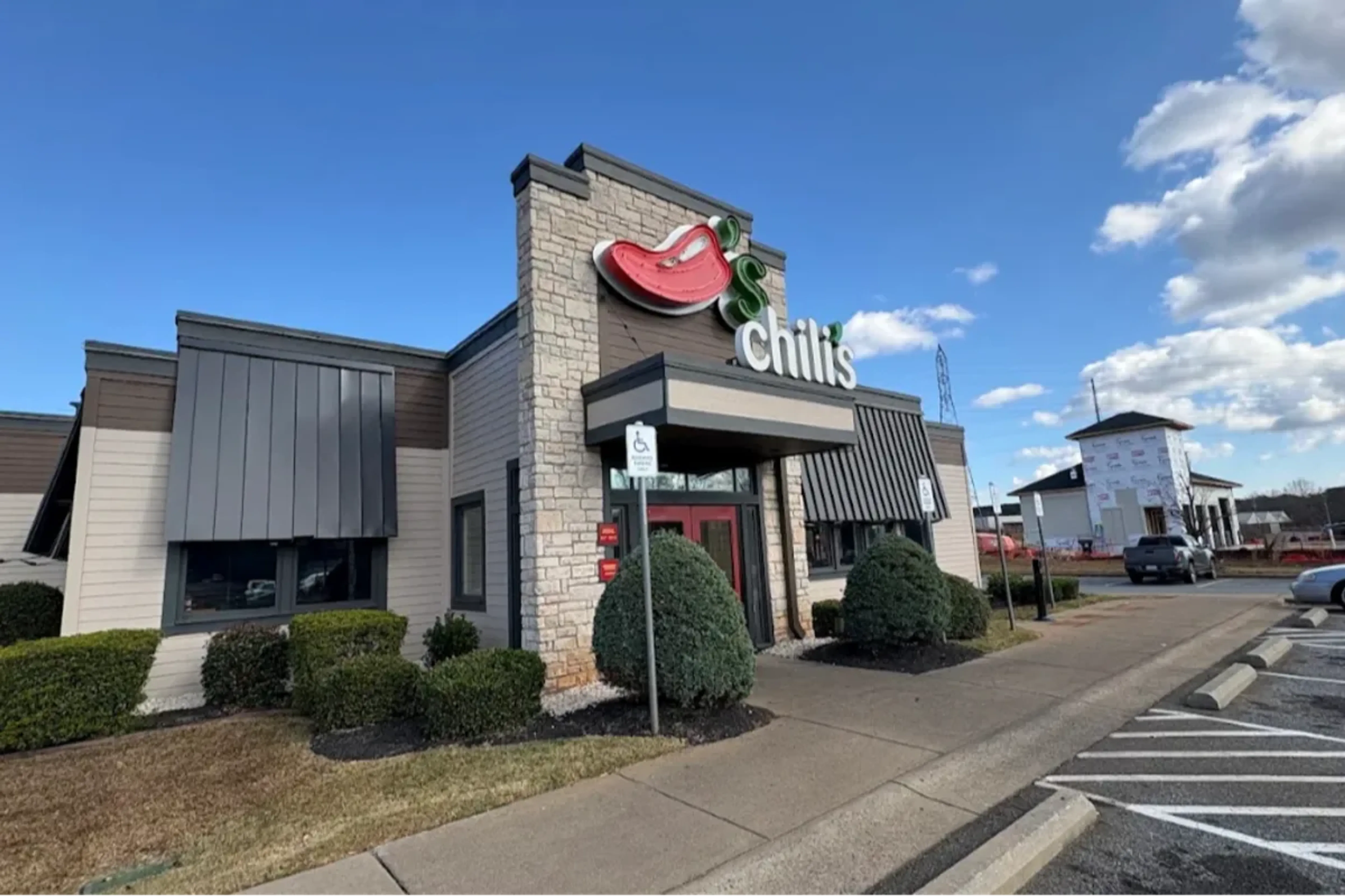 Chili’s Margaritas Leave Customers With Chemical Burns