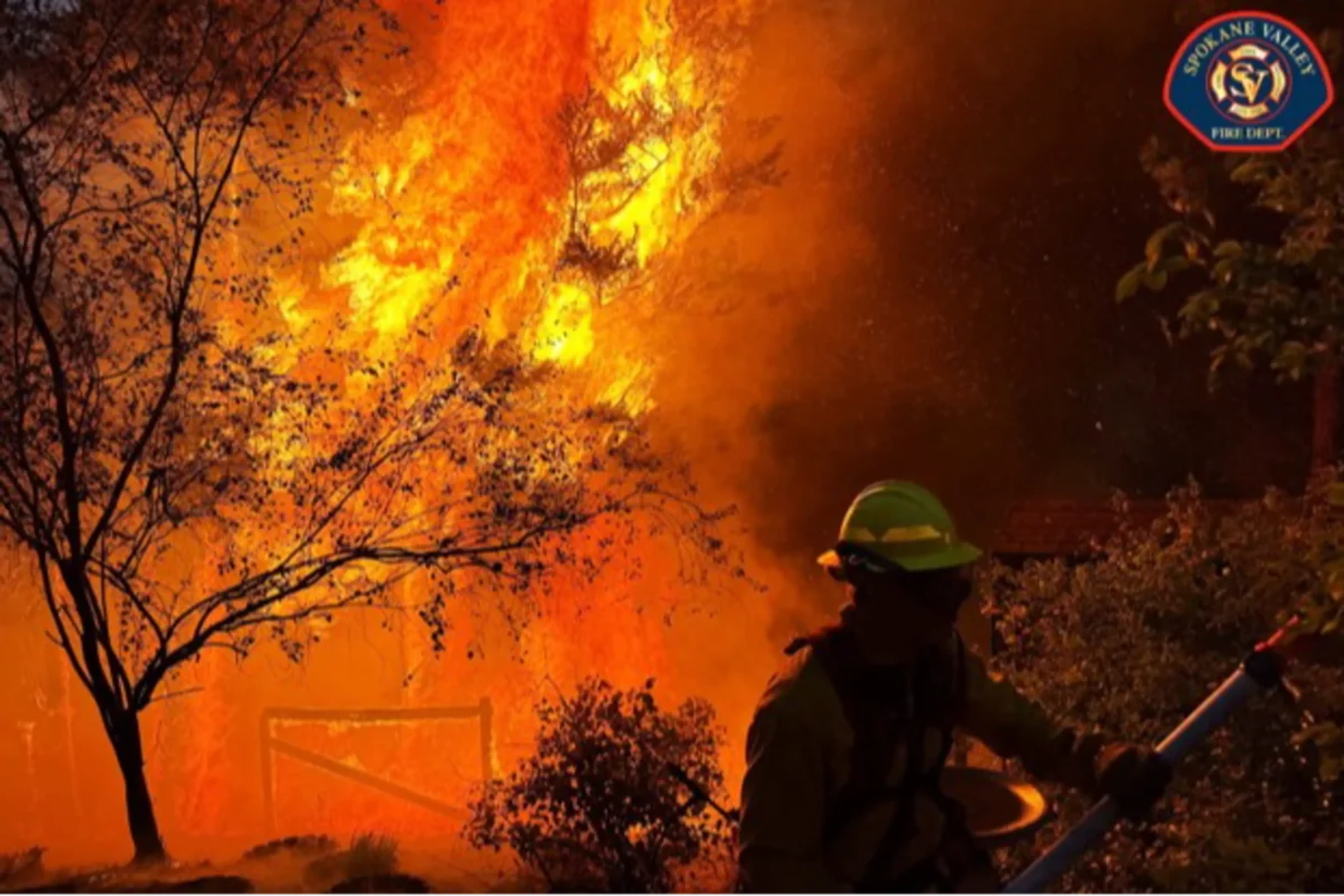 More Than 700 Structures Destroyed as 65,000 Flee Washington Wildfires