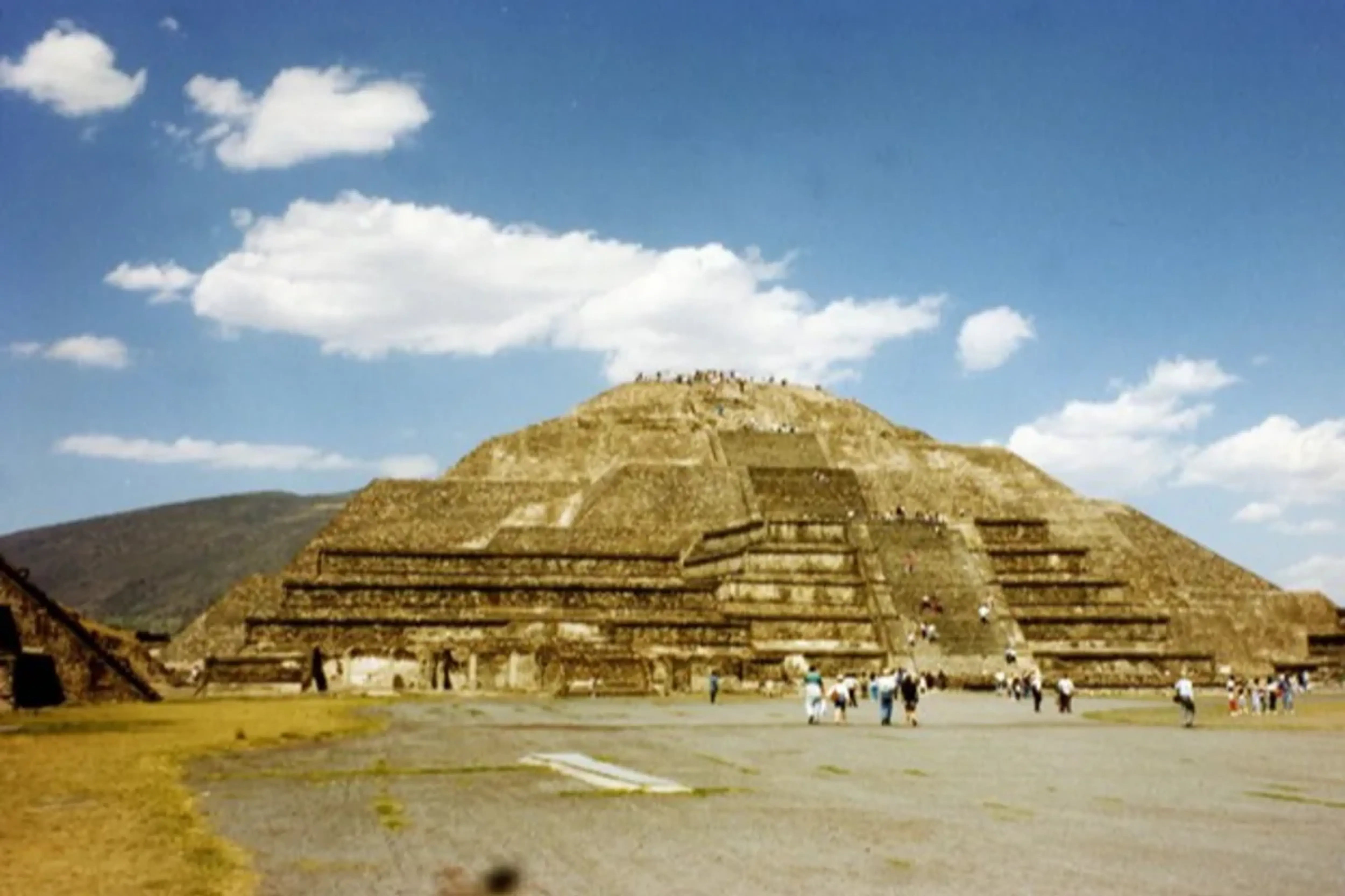 Teotihuacán Shooting Leaves Tourist Dead