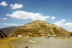 Teotihuacán Shooting Leaves Tourist Dead