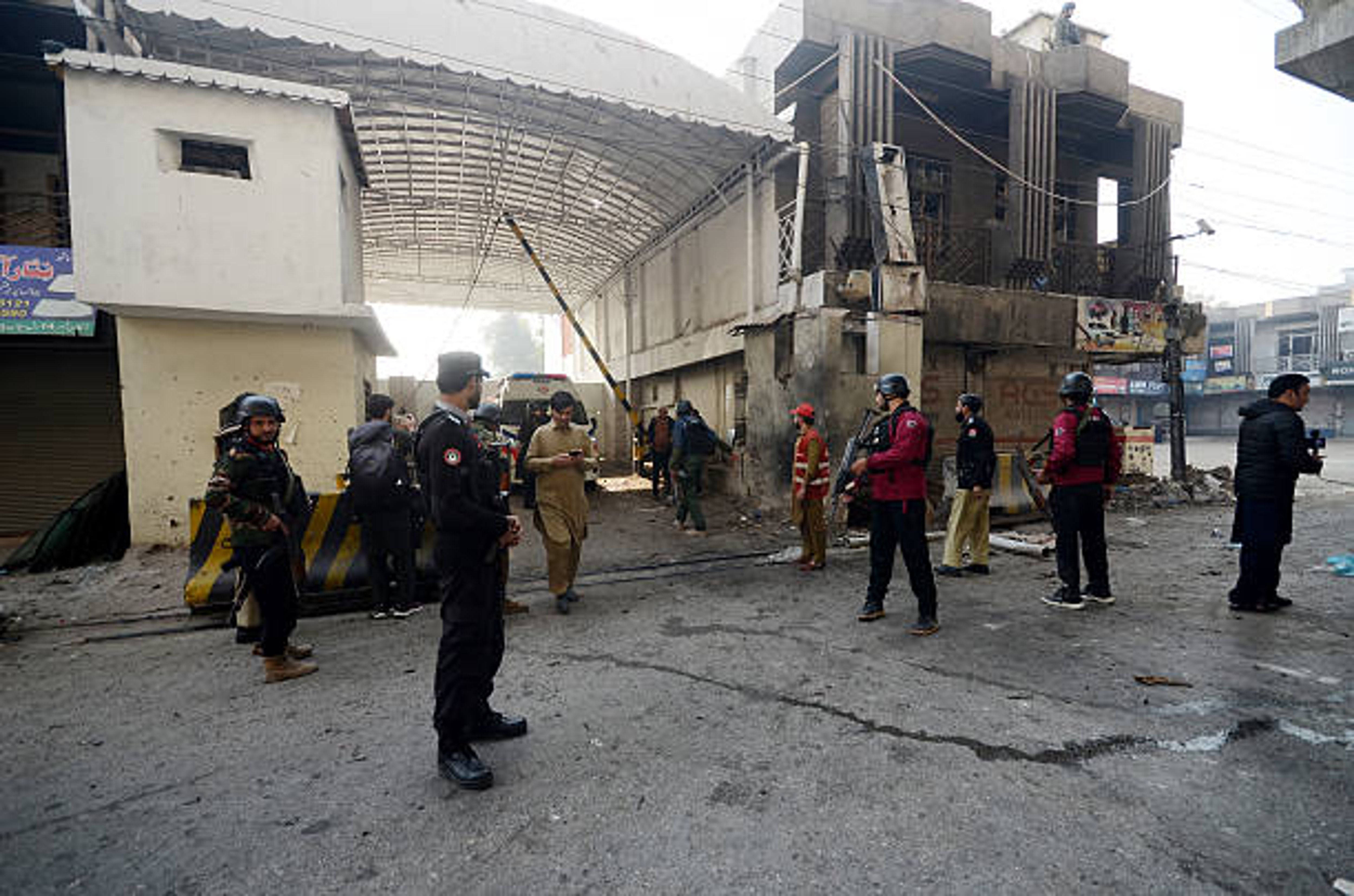 Peshawar HQ Attack Leaves 3 Officers Dead, 11 Injured
