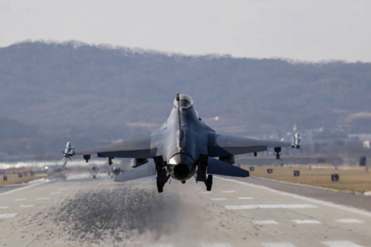 Air Force Shifts Command of Troubled Weapons Program